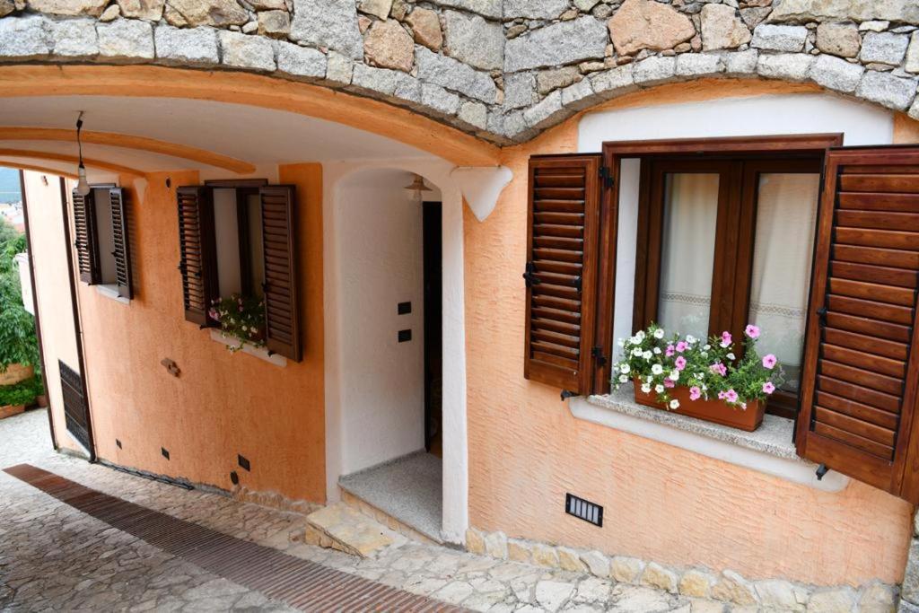 B&B Peonia Orgosolo Buitenkant foto