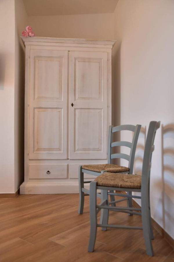 B&B Peonia Orgosolo Buitenkant foto