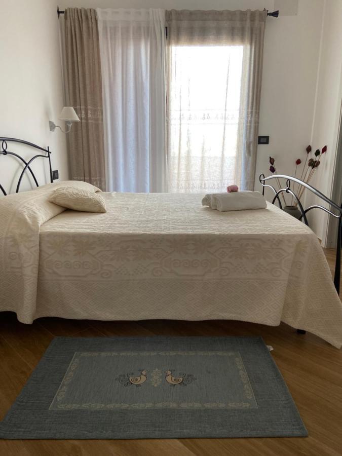 B&B Peonia Orgosolo Buitenkant foto